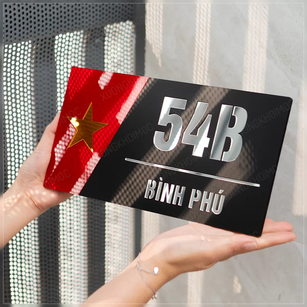 Bảng số nhà mica dán tường lá cờ nổi bật (4)
