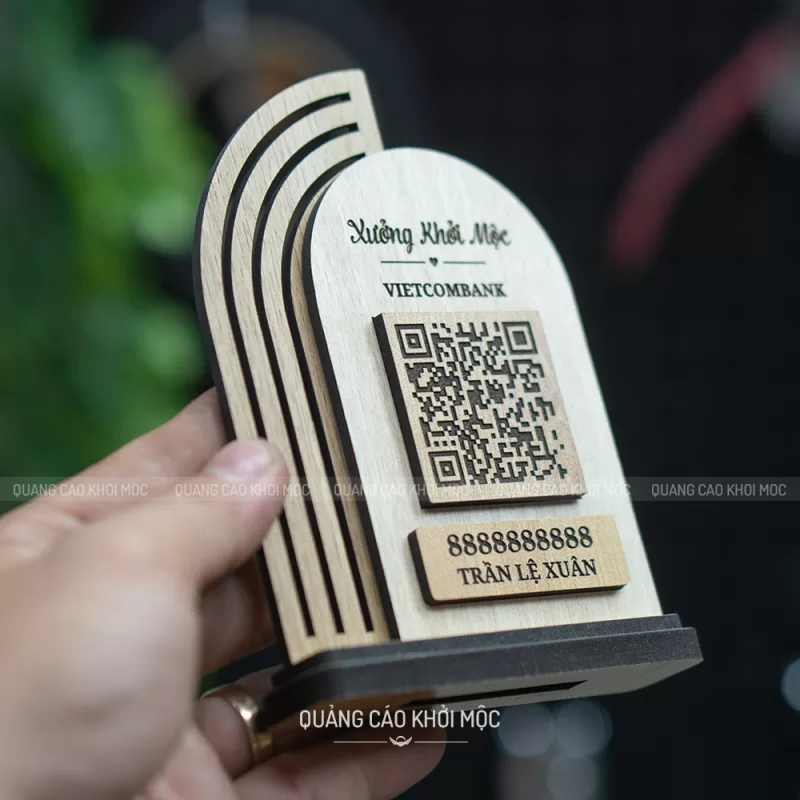 Bảng Gỗ Quét QR Code - Thay Đổi Nội Dung Theo Yêu Cầu (3)