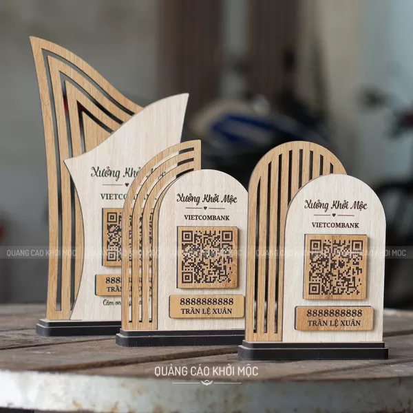 Bảng Gỗ Quét QR Code - Thay Đổi Nội Dung Theo Yêu Cầu (7)