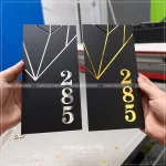 Bảng Số Phòng Mica Cao Cấp Đen Vàng và Trắng Đen KMS-22 (2)