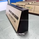 Bảng gỗ chức danh để bàn - Nội dung làm theo yêu cầu KMS-70 - Ảnh 4