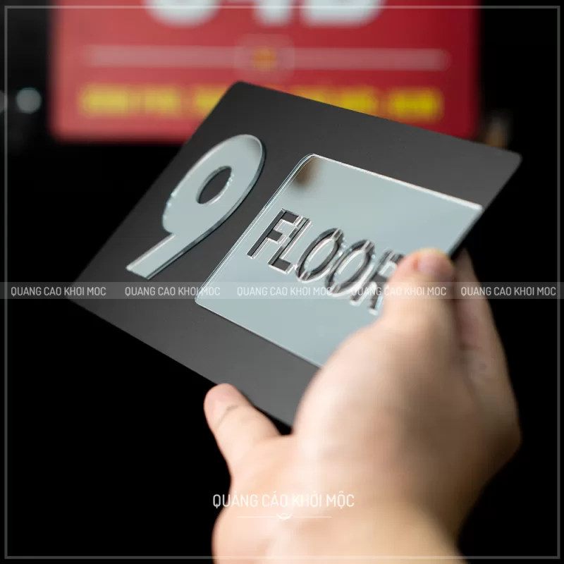 Bảng số tầng KMS-26 – Nhỏ gọn mà sang xịn hết ý! - Bảng mica dán tường kết hợp với mica gương sang trọng, bắt mắt - Ảnh 9