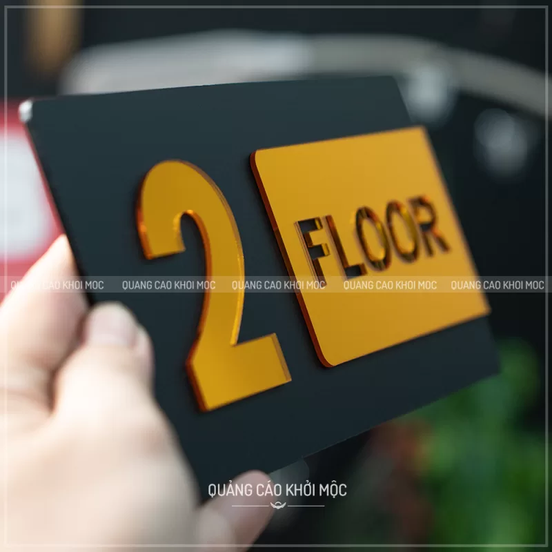 Bảng số tầng KMS-26 – Nhỏ gọn mà sang xịn hết ý! - Bảng mica dán tường kết hợp với mica gương sang trọng, bắt mắt - Ảnh 6