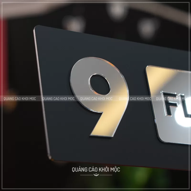 Bảng số tầng KMS-26 – Nhỏ gọn mà sang xịn hết ý! - Bảng mica dán tường kết hợp với mica gương sang trọng, bắt mắt - Ảnh 5