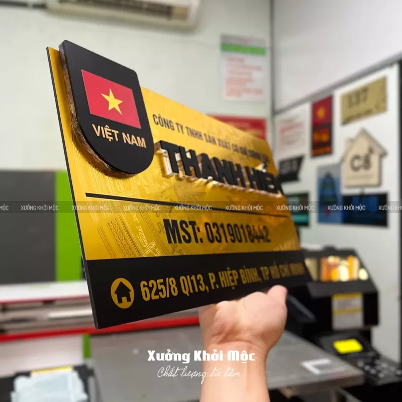 Bảng tên công ty KMS-52: chất liệu Alu gương in UV, chữ nổi - Ảnh 8