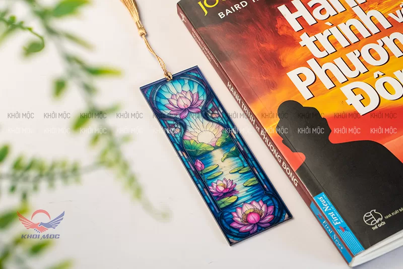 Bookmark thiền mica in UV, giữ bình yên khi đọc sách