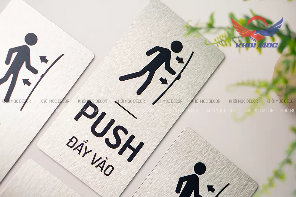 Bảng pull push dán cửa sang trọng