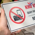 Bảng cấm quay phim chụp hình BAL15 – No Camera cho khu vực bảo mật - Ảnh 4