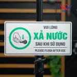 Biển báo nhắc nhở xả nước BAL09 | bảng Alu, song ngữ - Giải pháp hiệu quả cho nhà vệ sinh - Ảnh 7