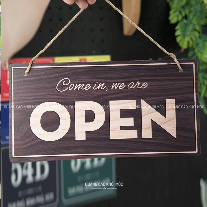Bảng alu decor vân gỗ open closed treo cửa DAL01 - Ảnh 1